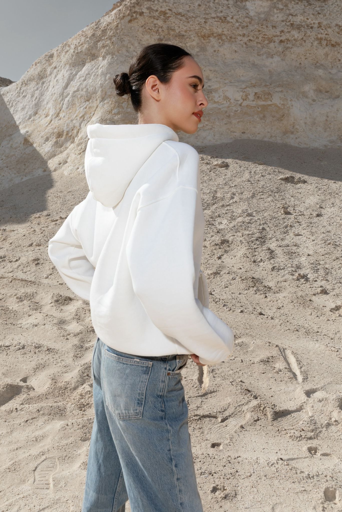 SAHRA THREADS SIGNATURE HOODIE - Image 2